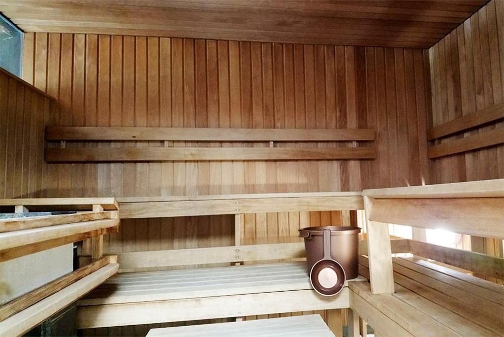 Finlandia Hotel Isovalkeinen Куопио Экстерьер фото
