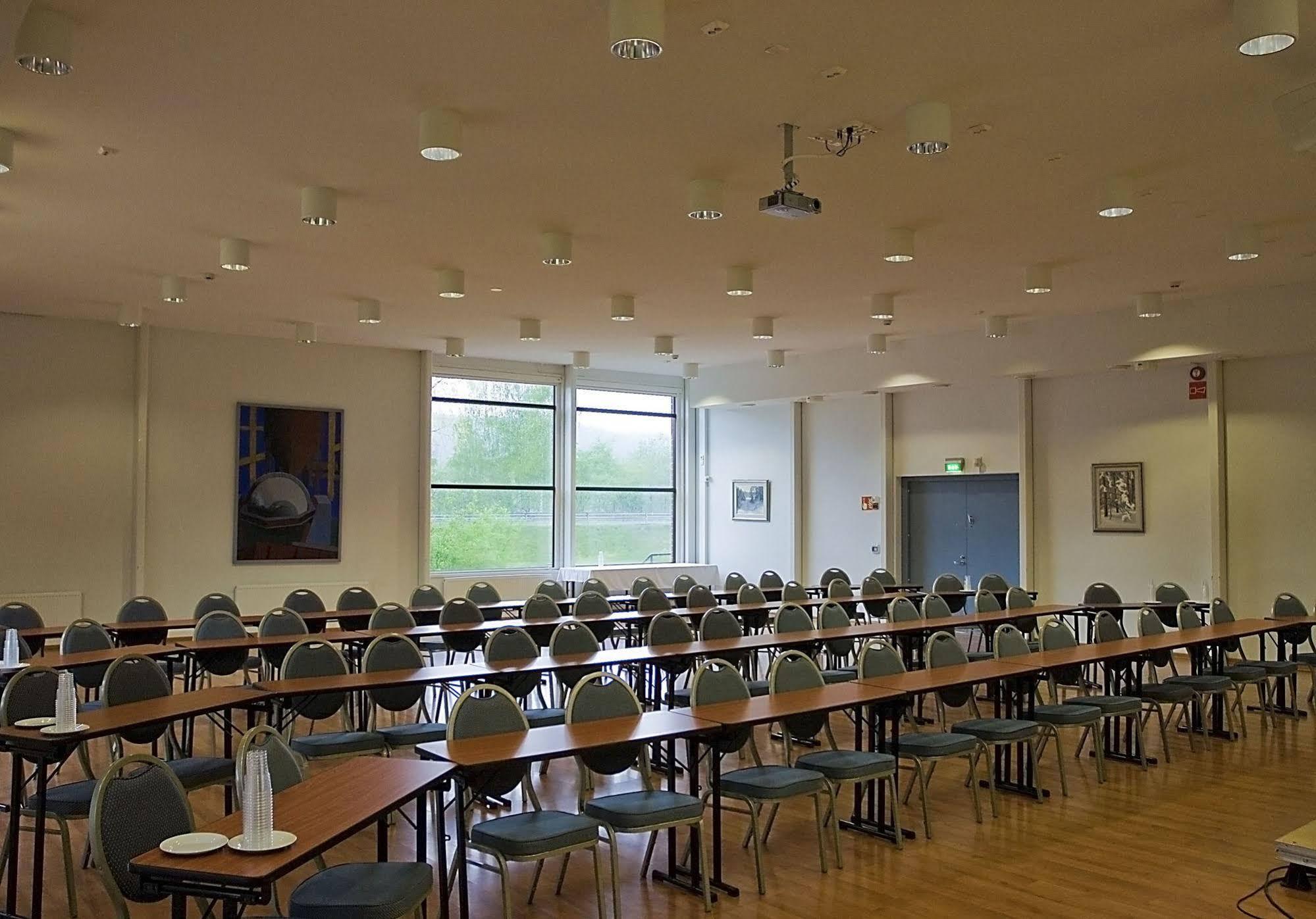 Finlandia Hotel Isovalkeinen Куопио Экстерьер фото