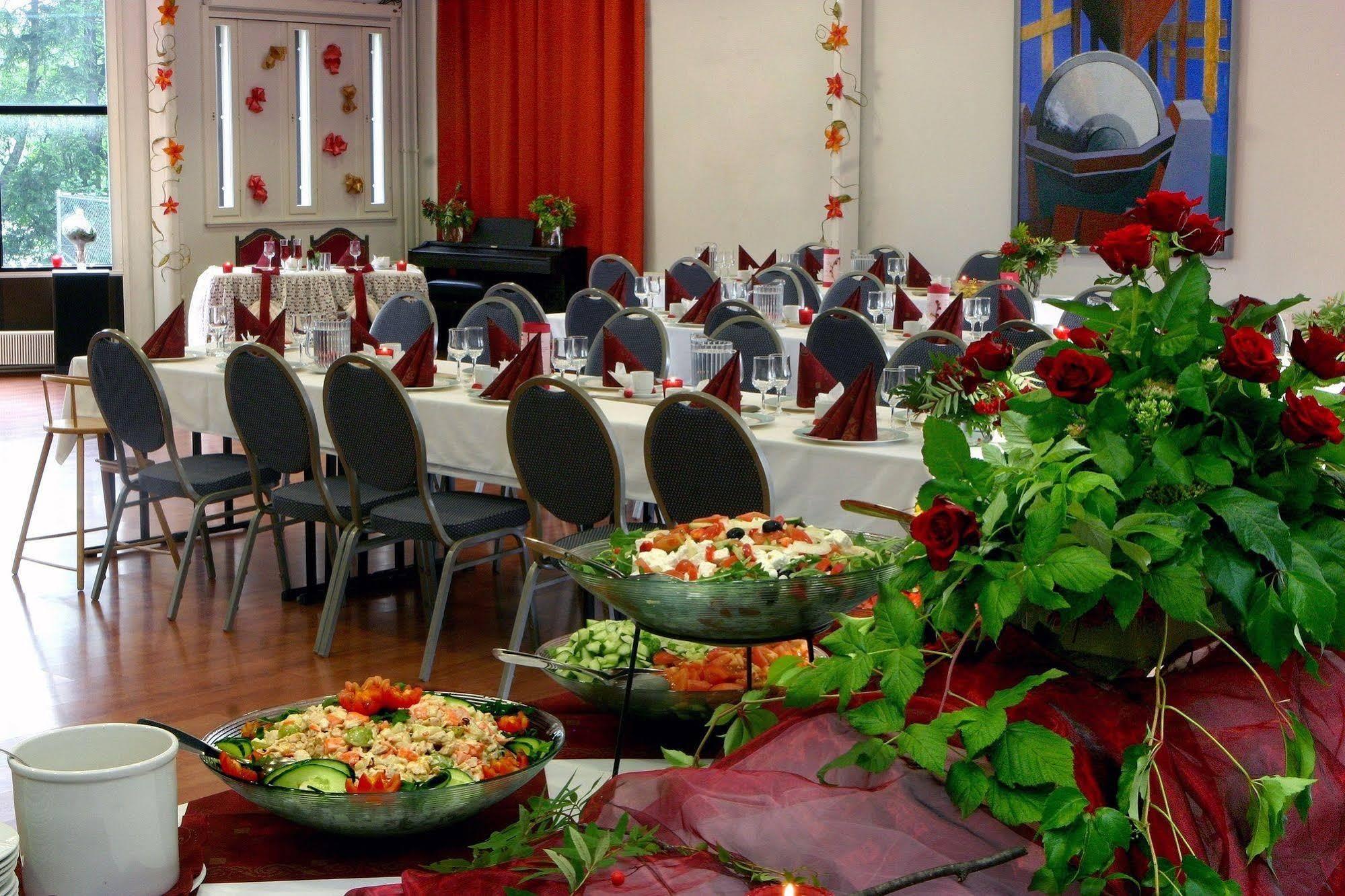Finlandia Hotel Isovalkeinen Куопио Экстерьер фото